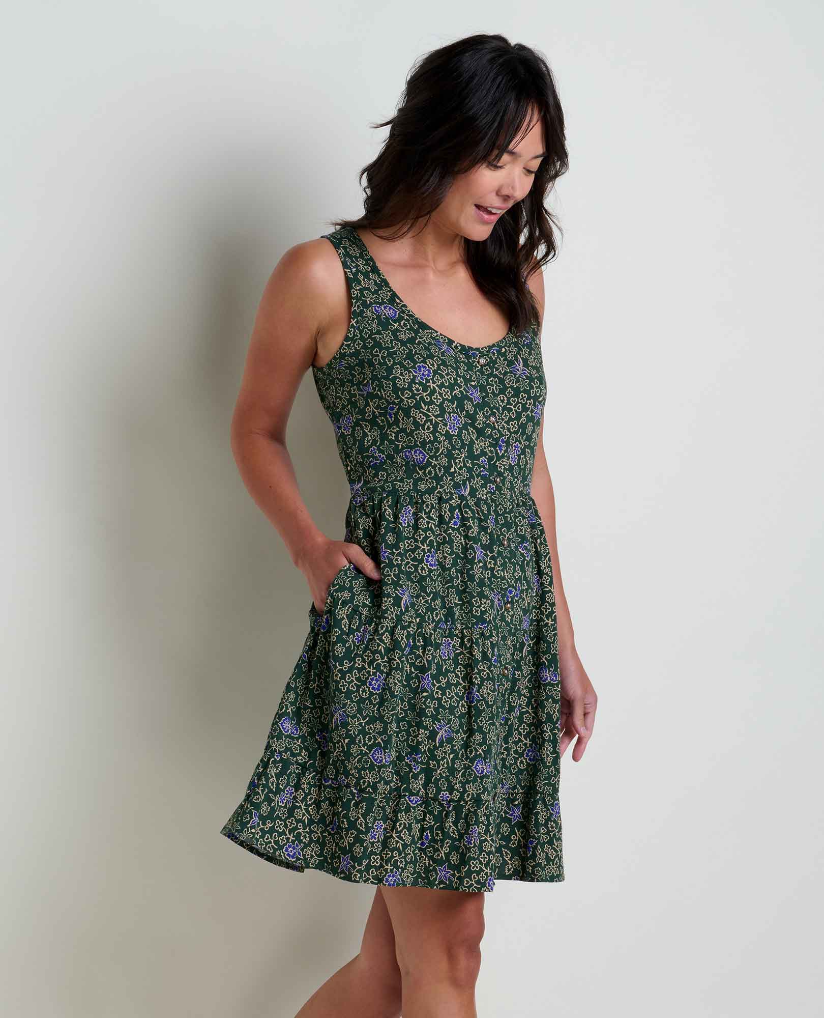 Manzana Tiered Sleeveless Dress